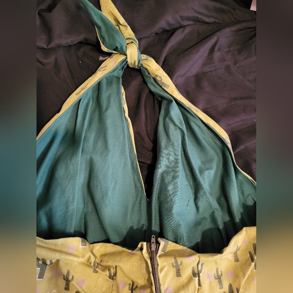 UK brand Violets in May cactus print jumpsuit - Picture 4 of 4